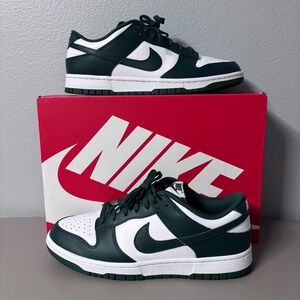 Nike Dunk Low ‘Michigan State’